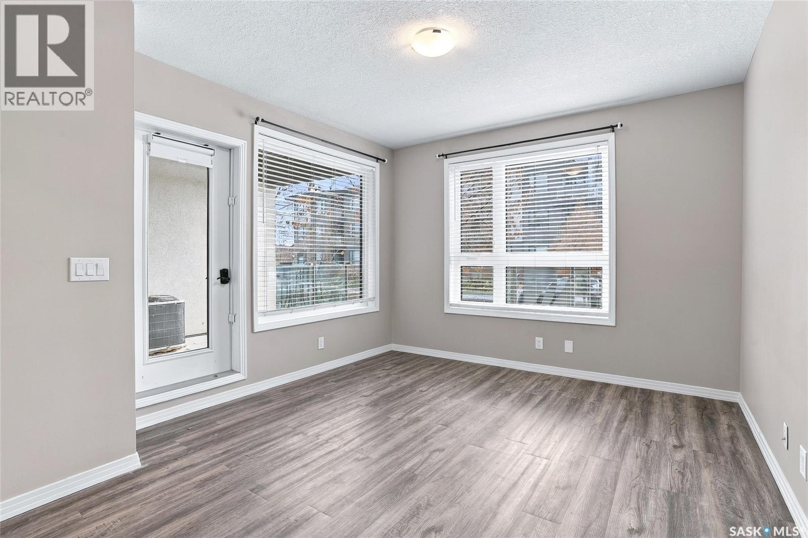 122 235 Evergreen SQUARE, Saskatoon — photo 12