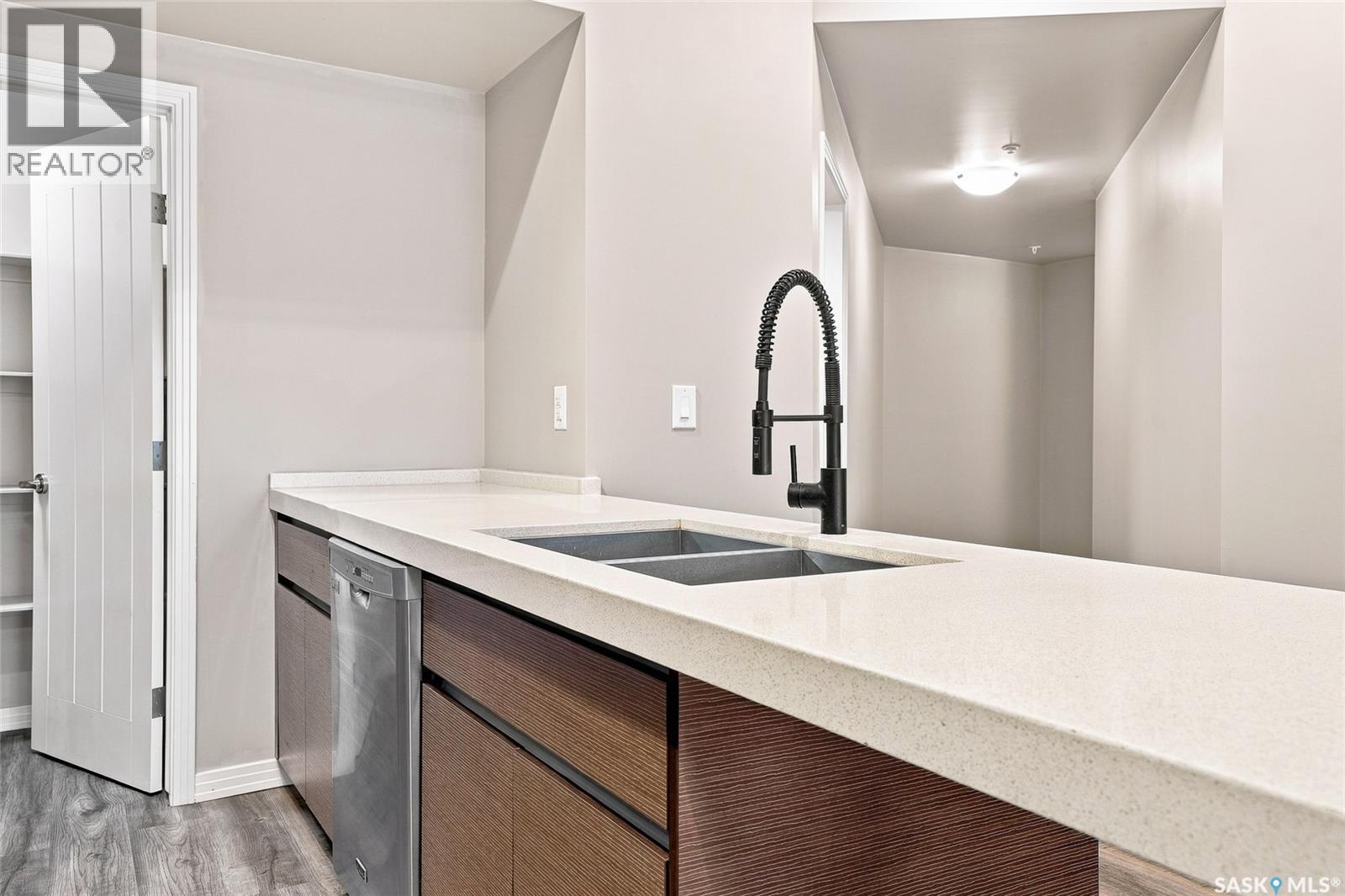122 235 Evergreen SQUARE, Saskatoon — photo 8