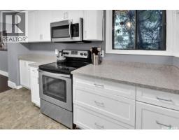 310 J AVENUE N, Saskatoon — photo 14