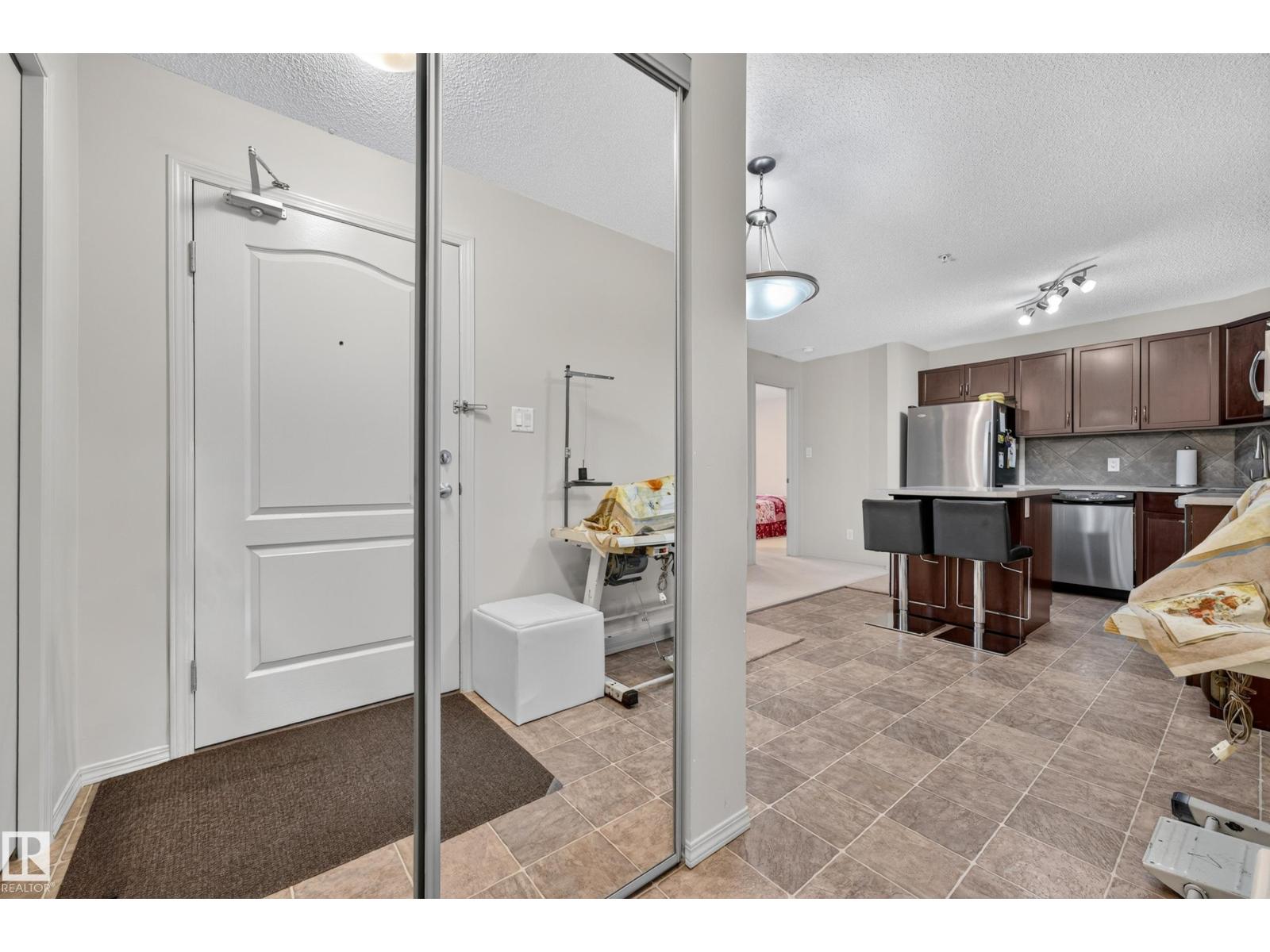 Property photograph 2 for MLS E4514815