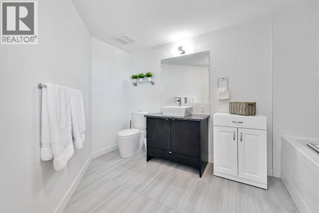 Property photograph 35 for MLS A2331024