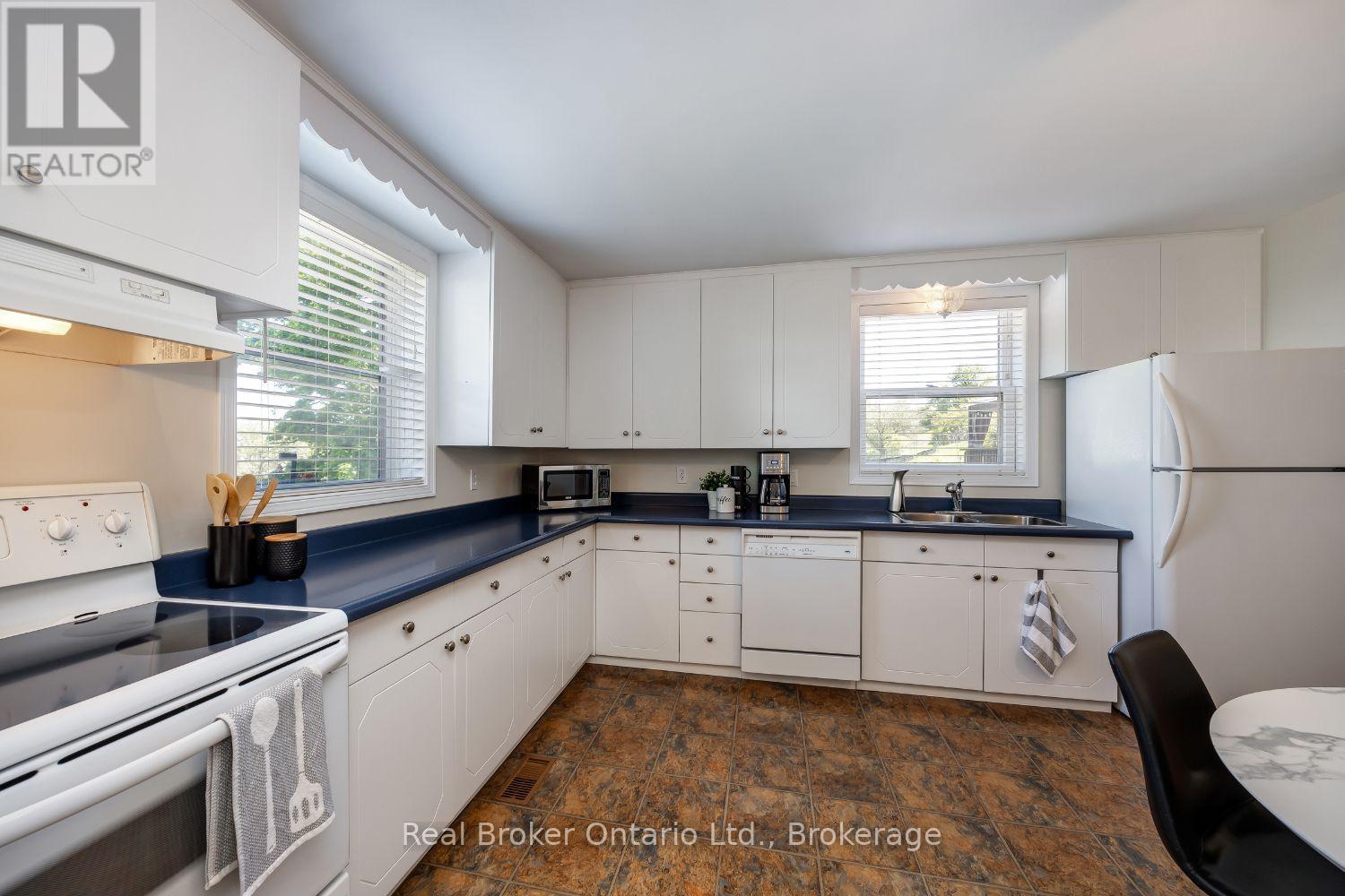 2359 BASELINE ROAD W, Clarington (Bowmanville) — photo 5