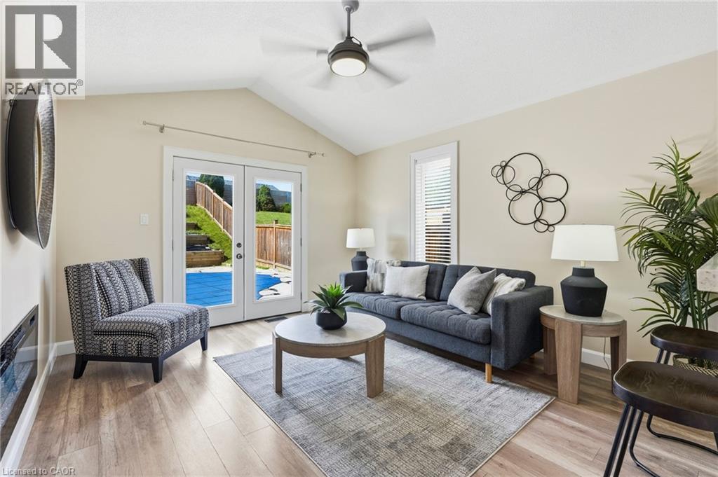 18 SABLE Drive, Ancaster — photo 8