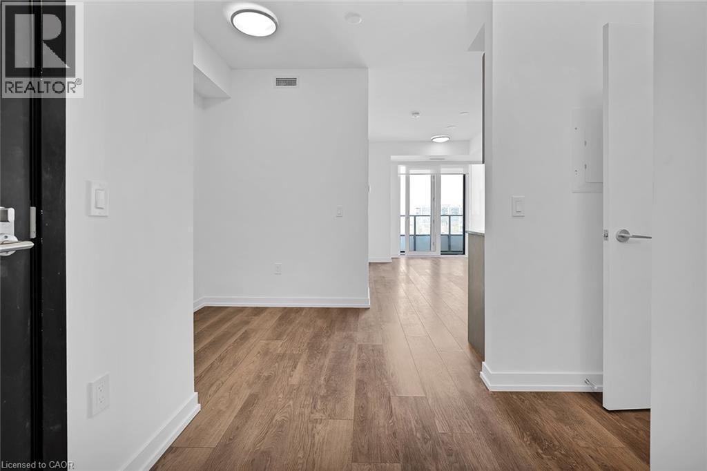 5 WELLINGTON Street Unit# 807 — photo 2