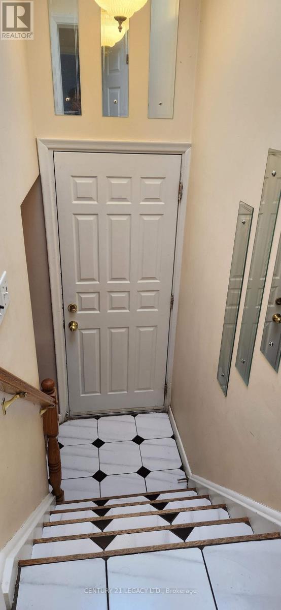 BASEMENT - 27 PAR AVENUE, Toronto (Woburn) — photo 2