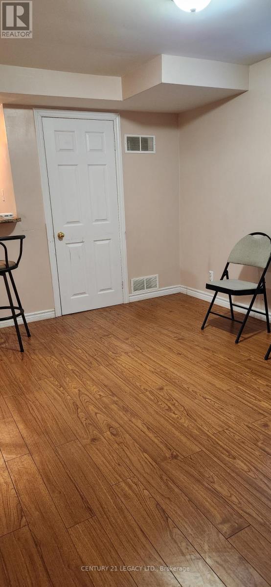 BASEMENT - 27 PAR AVENUE, Toronto (Woburn) — photo 6