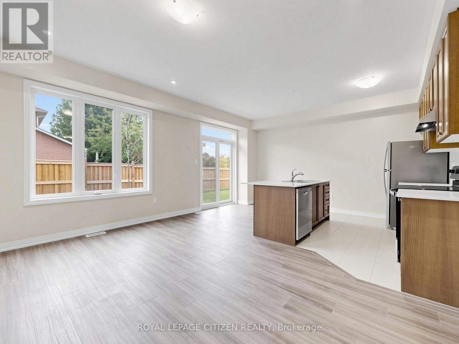66 WAKELY CRESCENT, Clarington (Courtice) — photo 9