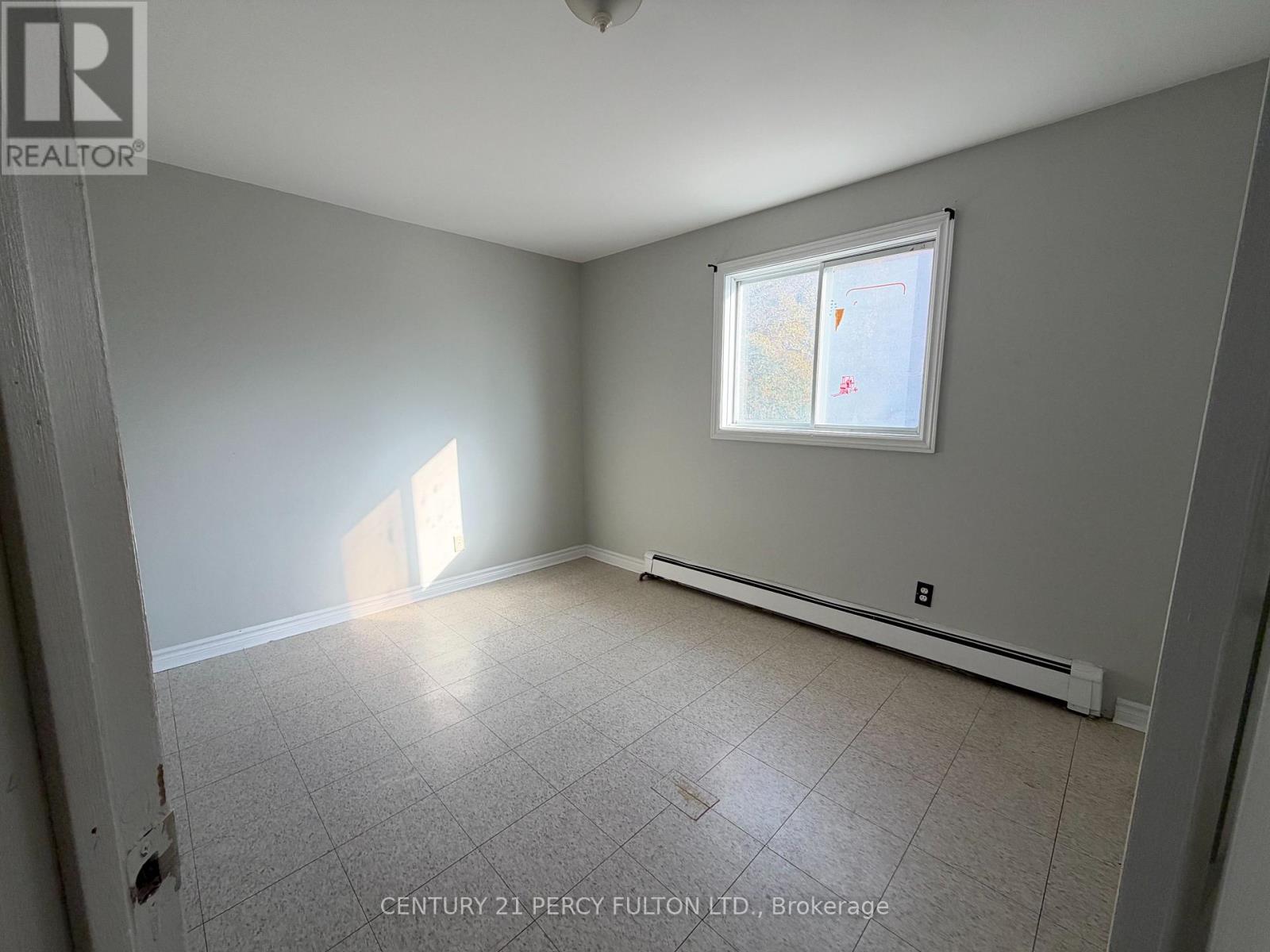 86 BROCK STREET E, Oshawa (O'Neill) — photo 12