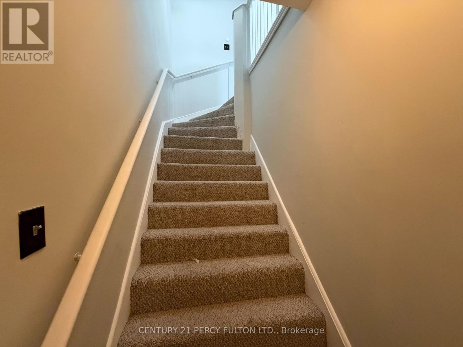 86 Brock Street East, Oshawa, ON photo 16