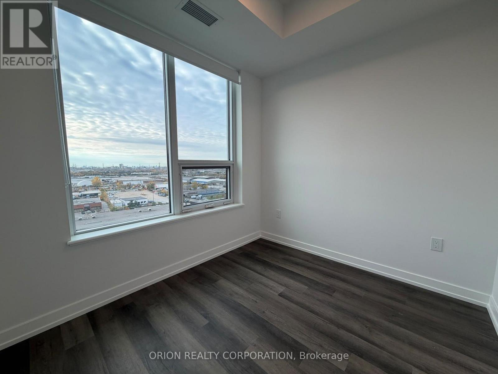 1111 - 21 MEADOWDALE ROAD, Vaughan (Vaughan Corporate Centre) — photo 5