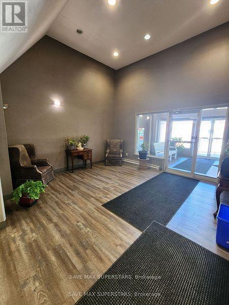 205-120 BELL FARM Road, Barrie photo 23