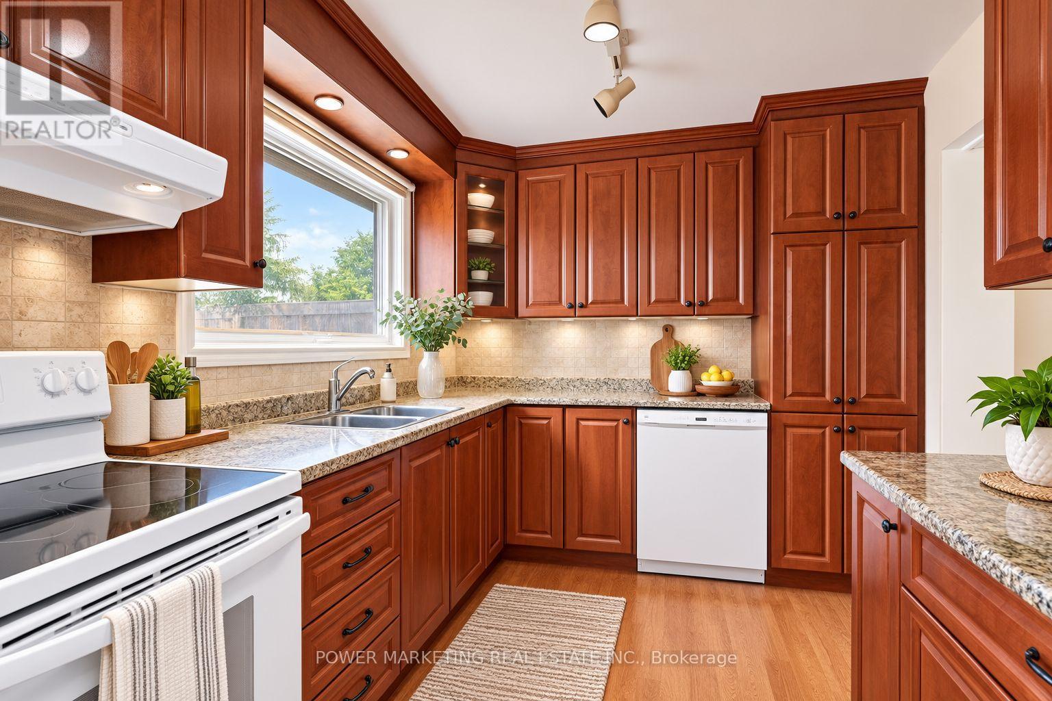 76 - 2111 MONTREAL ROAD, Ottawa — photo 6