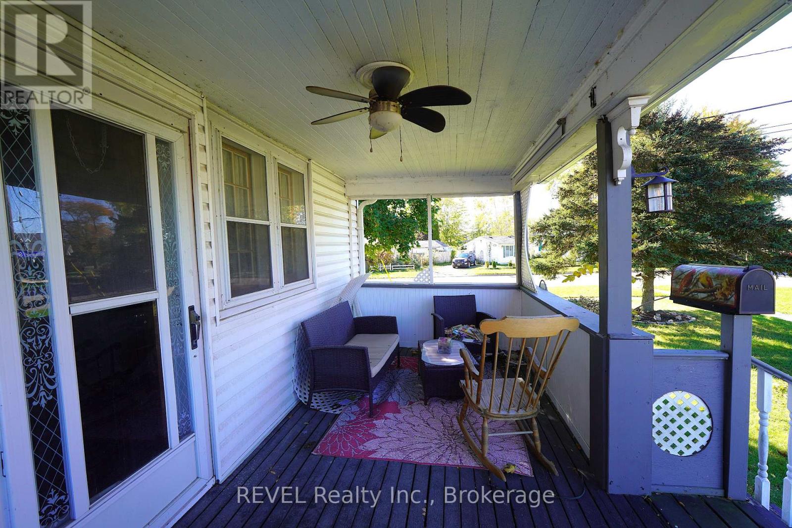 4126 WELLAND STREET, Niagara Falls (Chippawa) — photo 3