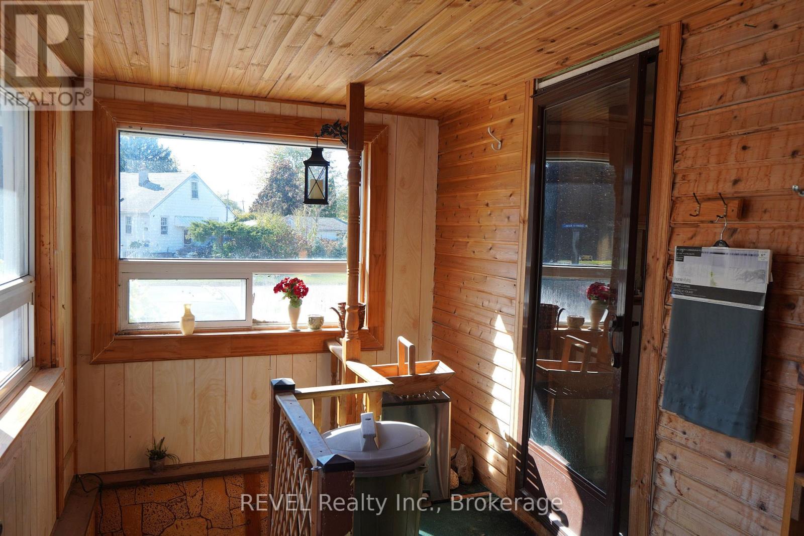 4126 WELLAND STREET, Niagara Falls (Chippawa) — photo 6