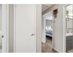 8212 17 AV NW, Edmonton — photo 20