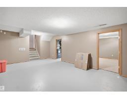 8212 17 AV NW, Edmonton — photo 36