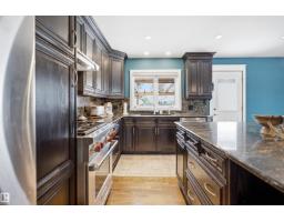 8212 17 AV NW, Edmonton — photo 11