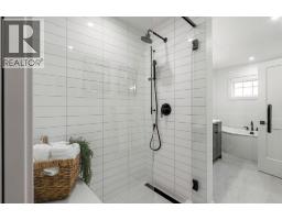 115 Greenwich Drive NW, Calgary — photo 29
