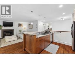 3212 30 Street SW, Calgary — photo 10