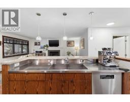 3212 30 Street SW, Calgary — photo 12