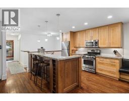 3212 30 Street SW, Calgary — photo 9