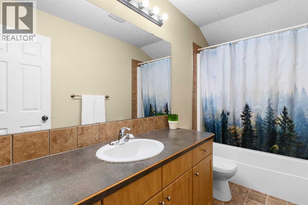 Listing photo – 7 Destiny Place, Olds