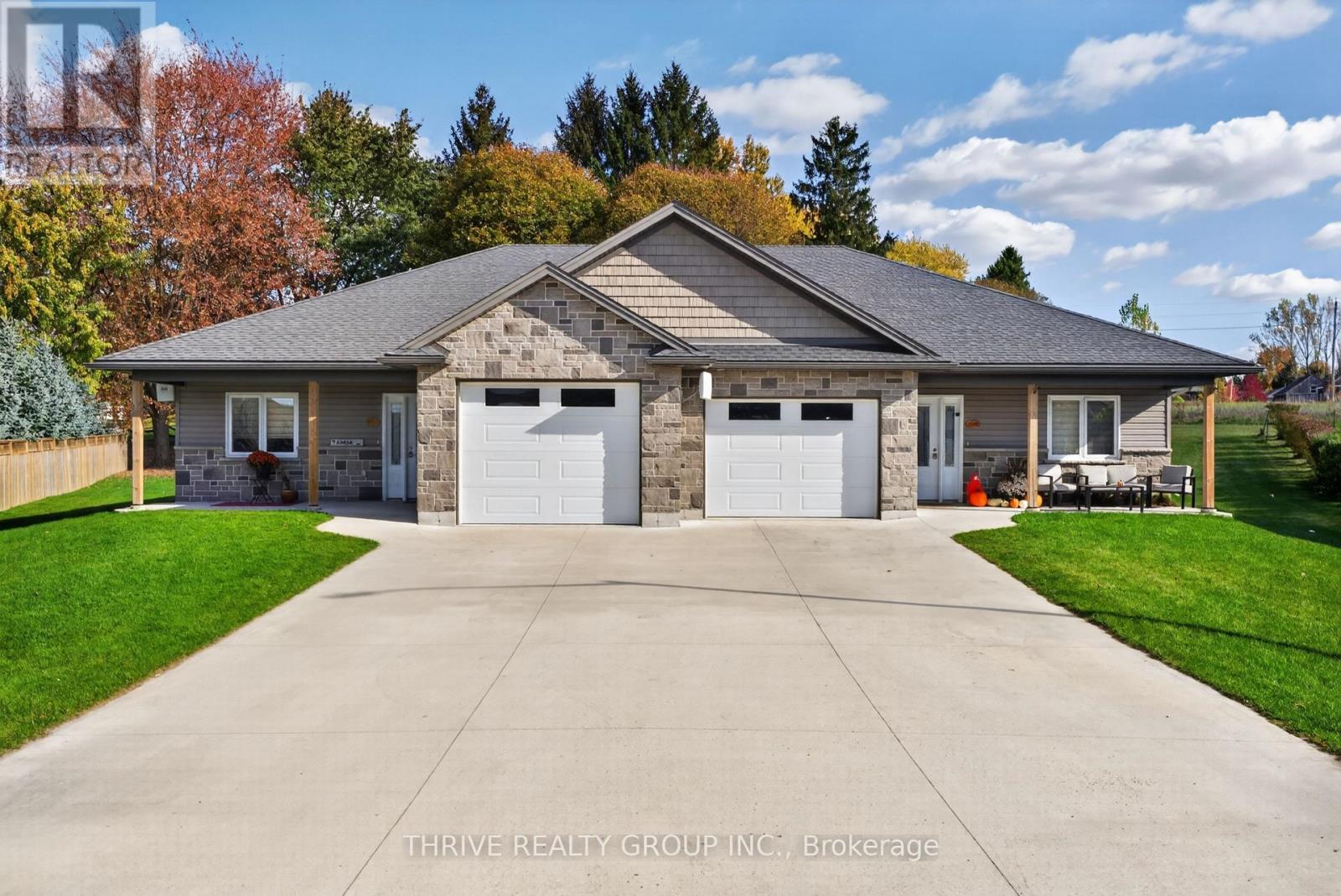 43 JOHNSTON CRESCENT, North Huron (East Wawanosh)