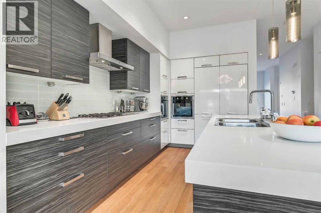 4 Bed, 4 Bath Duplex for Sale in Calgary – 4210 19 Street SW, Calgary – MLS# A2355201 - Image 9