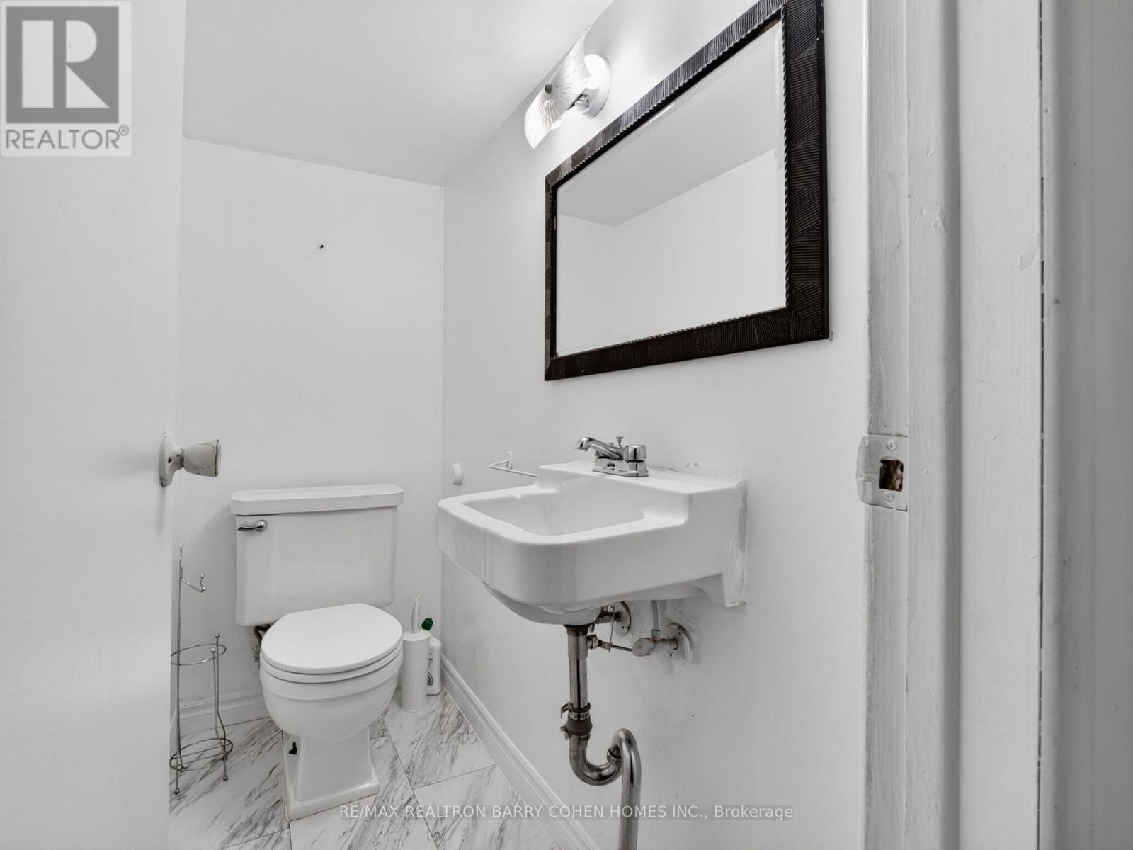 168 AVONDALE AVENUE - 13