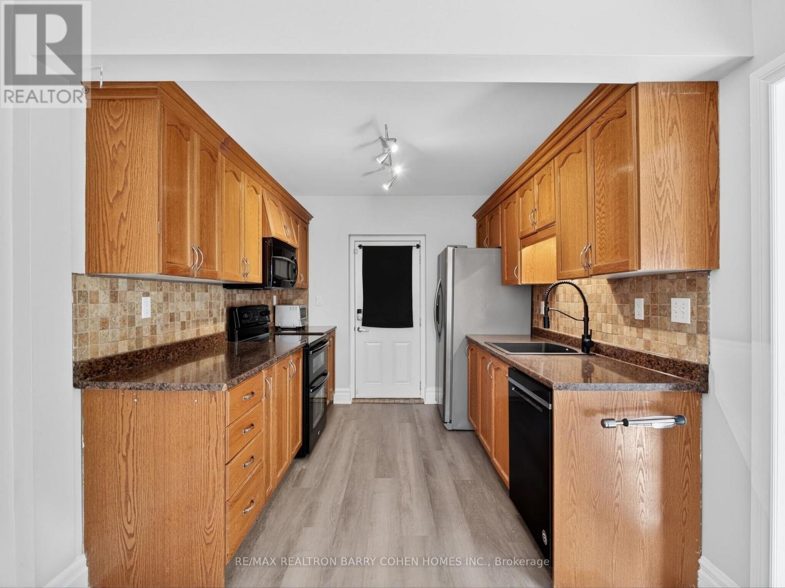 168 AVONDALE AVENUE, Toronto (Willowdale East) — photo 6