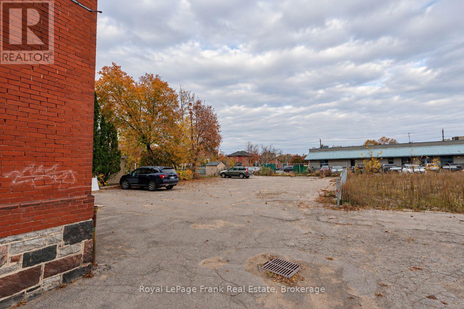 176 MCDONNEL STREET, Peterborough (Town Ward 3) — photo 11