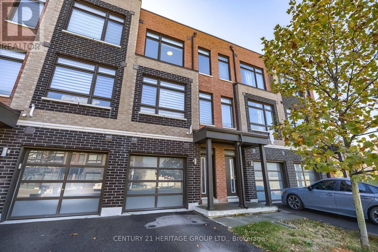 44 SAINTFIELD DRIVE, Vaughan (Vaughan Grove) — photo 4