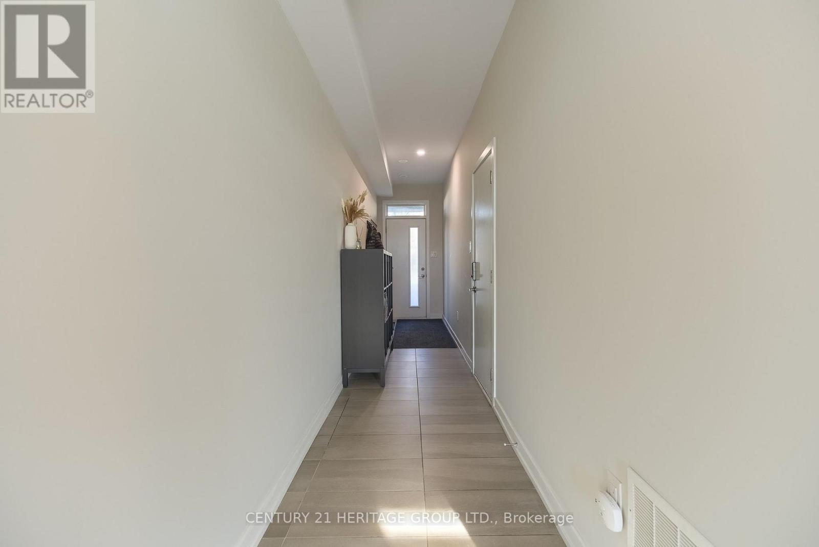 44 SAINTFIELD DRIVE, Vaughan (Vaughan Grove) — photo 8