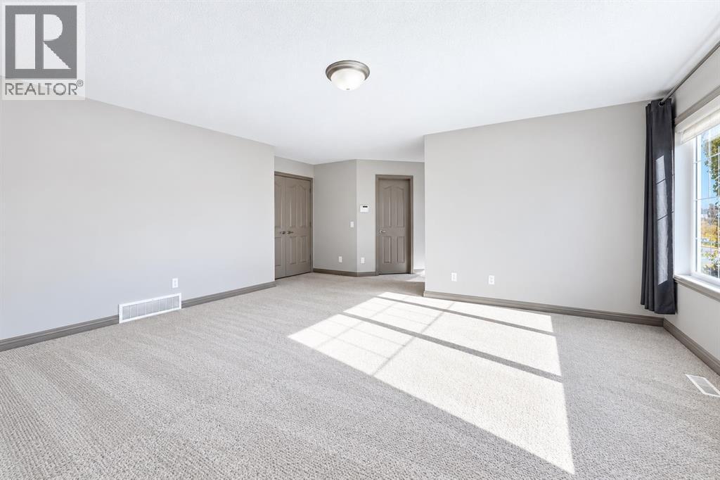 51 Chapalina Terrace SE, photo 19 of 30