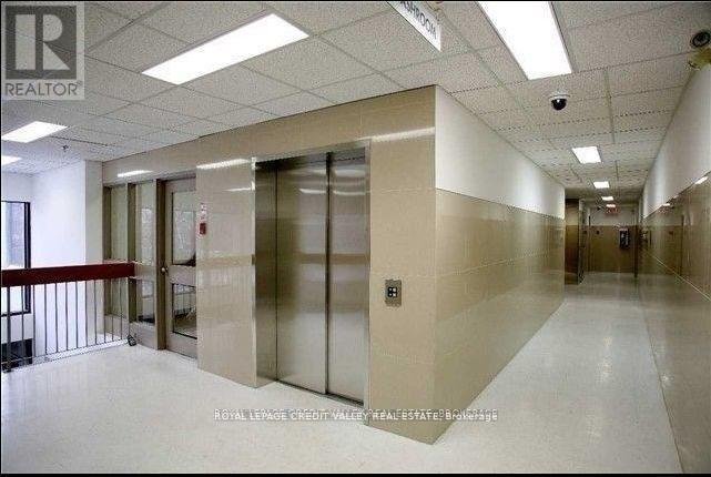 B109 - 164 QUEEN STREET E, Brampton (Downtown Brampton) — photo 4