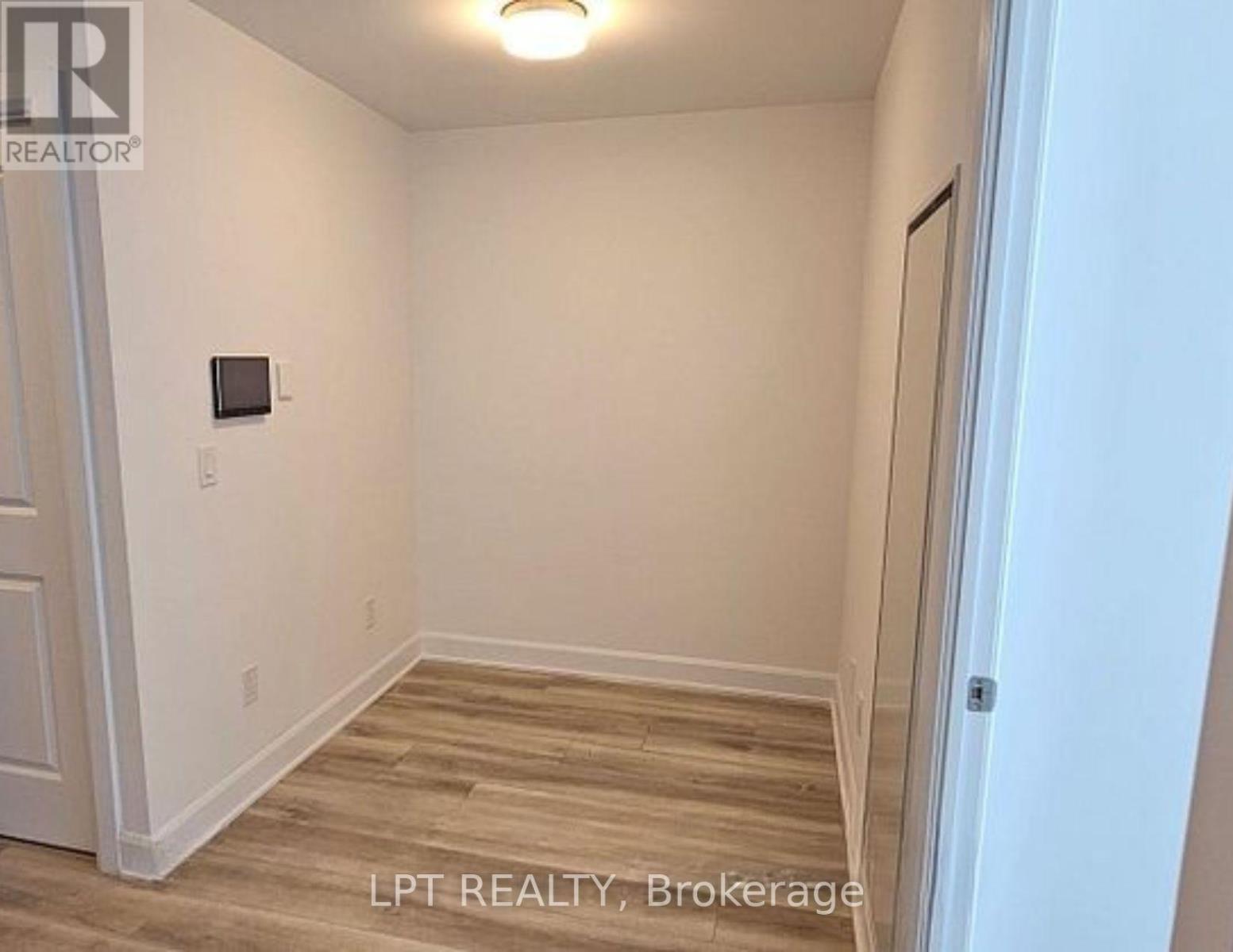 803 - 3240 WILLIAM COLTSON AVENUE, Oakville (JM Joshua Meadows) — photo 6