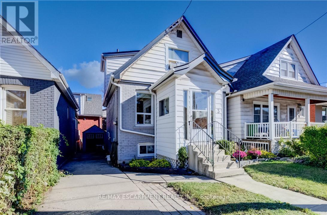 3 CRAIGMILLER AVENUE, Hamilton (Crown Point) — photo 2