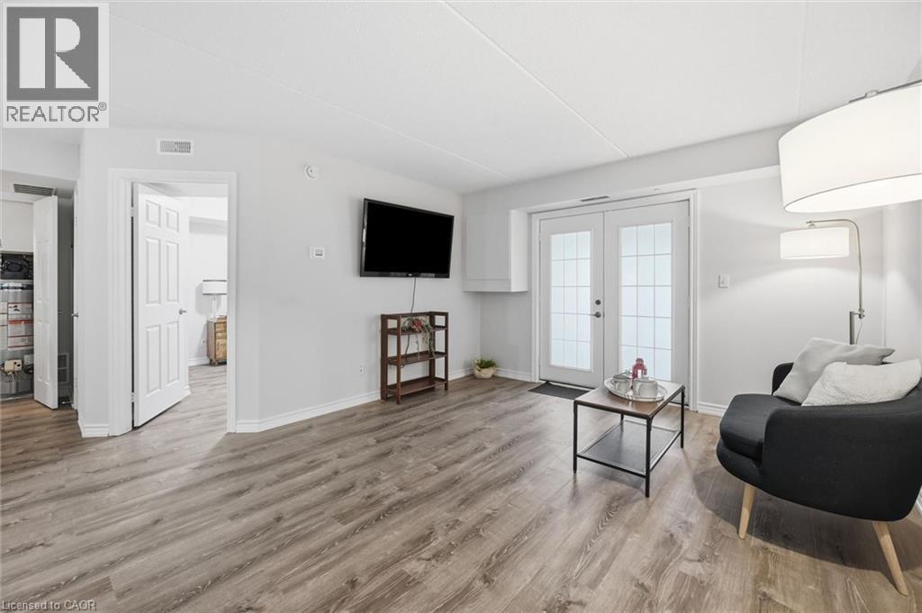 1470 BISHOPS GATE Unit# 206, Oakville — photo 5
