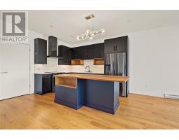 Unit 404 - 181 Hamilton Avenue thumbnail 10