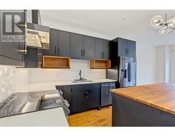 Unit 404 - 181 Hamilton Avenue thumbnail 16