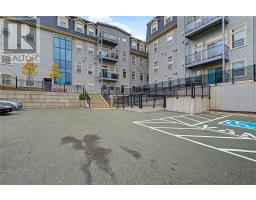 Unit 404 - 181 Hamilton Avenue thumbnail 2
