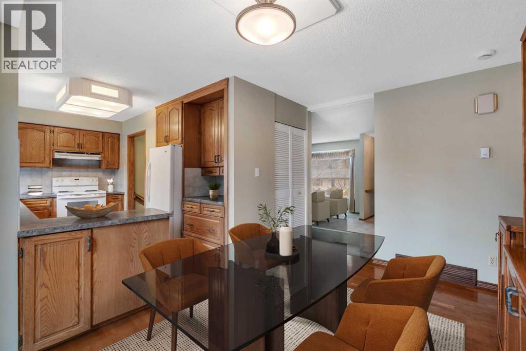 616 Hunts Crescent NW, Calgary — photo 8