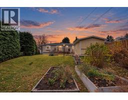 616 Hunts Crescent NW, Calgary — photo 2
