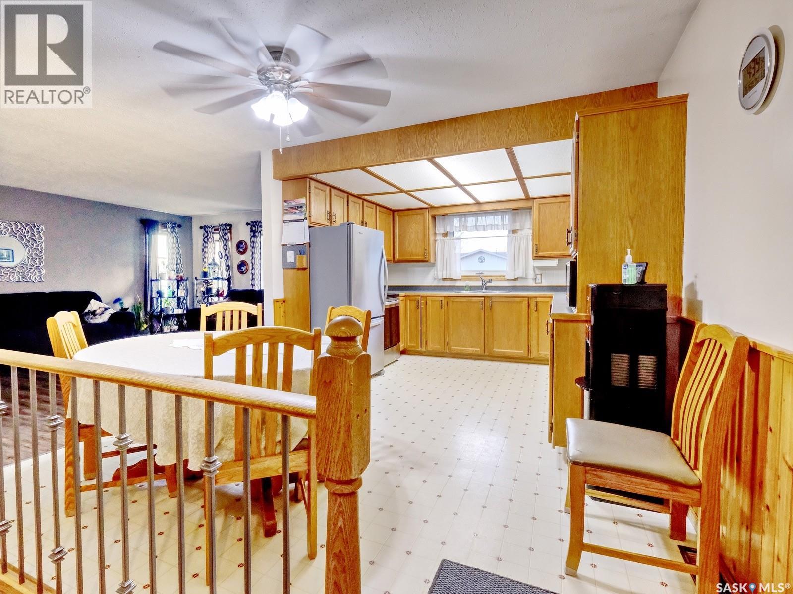 807 Pleasant Valley ROAD, Rosetown — photo 7