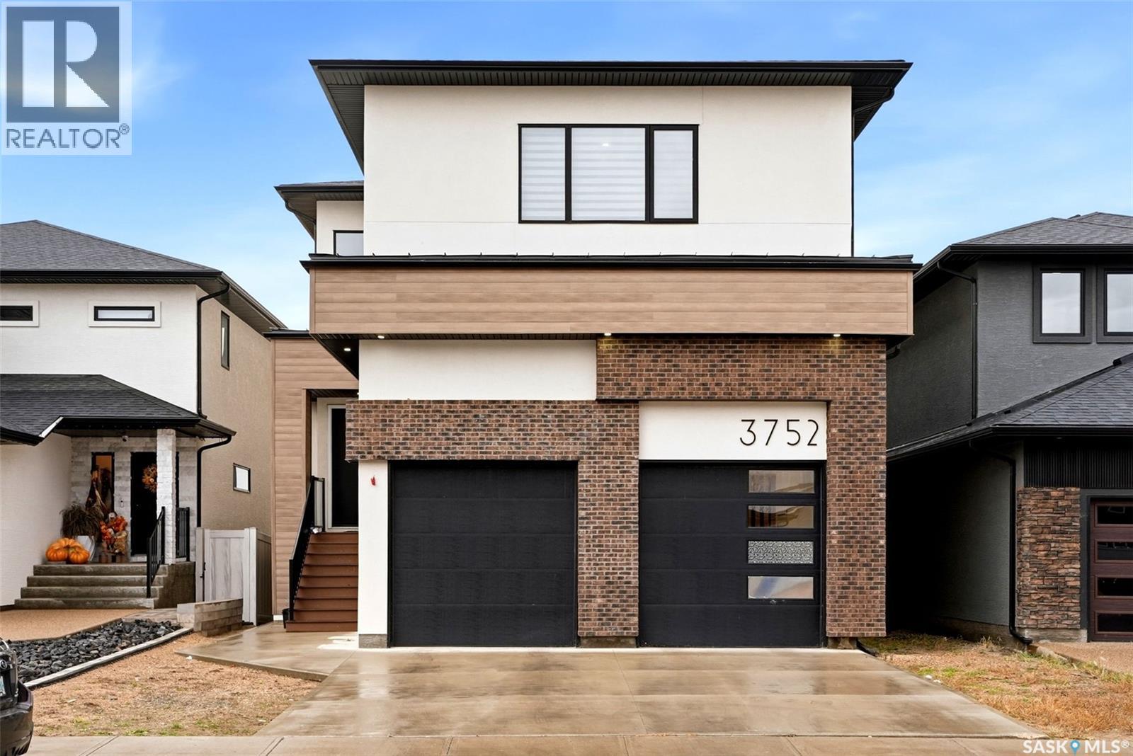 3752 Gee CRESCENT, Regina