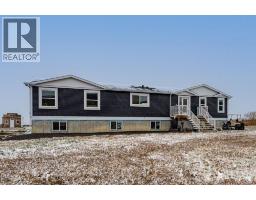 32096 393 Avenue E, Rural Foothills County — photo 2