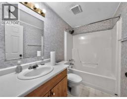 10626 101 Avenue, La Crete — photo 11