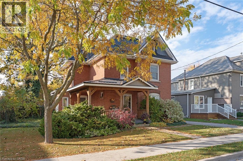 64 KING Street E, Hagersville — photo 2