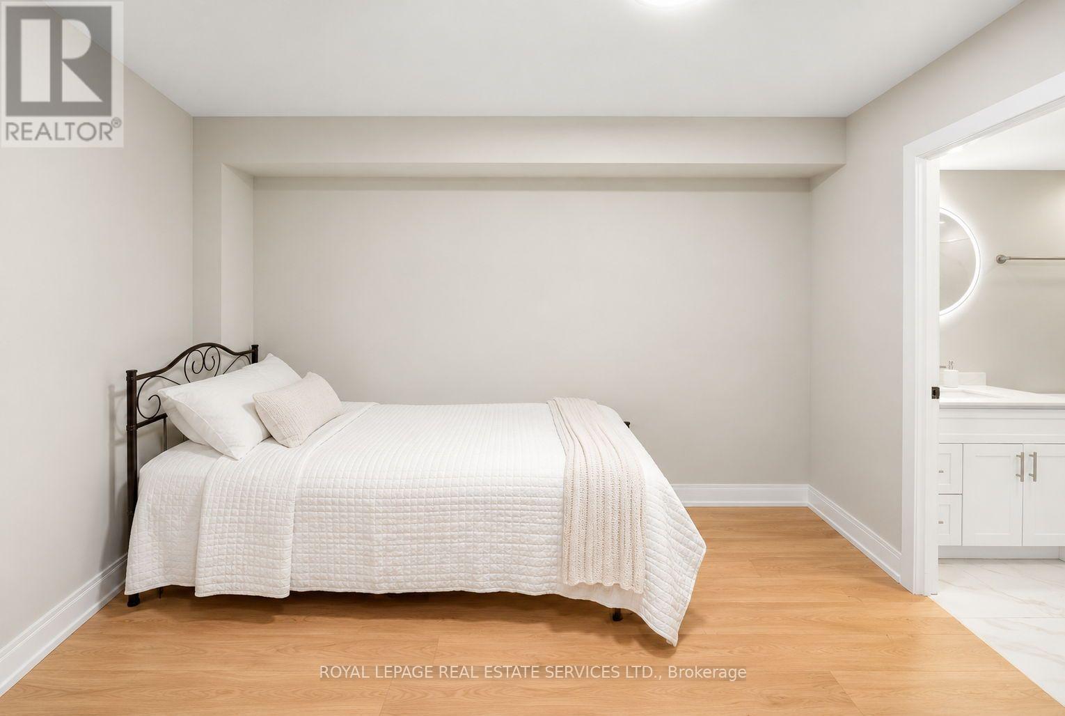 #1502 75 GRAYDON HALL DRIVE - 30