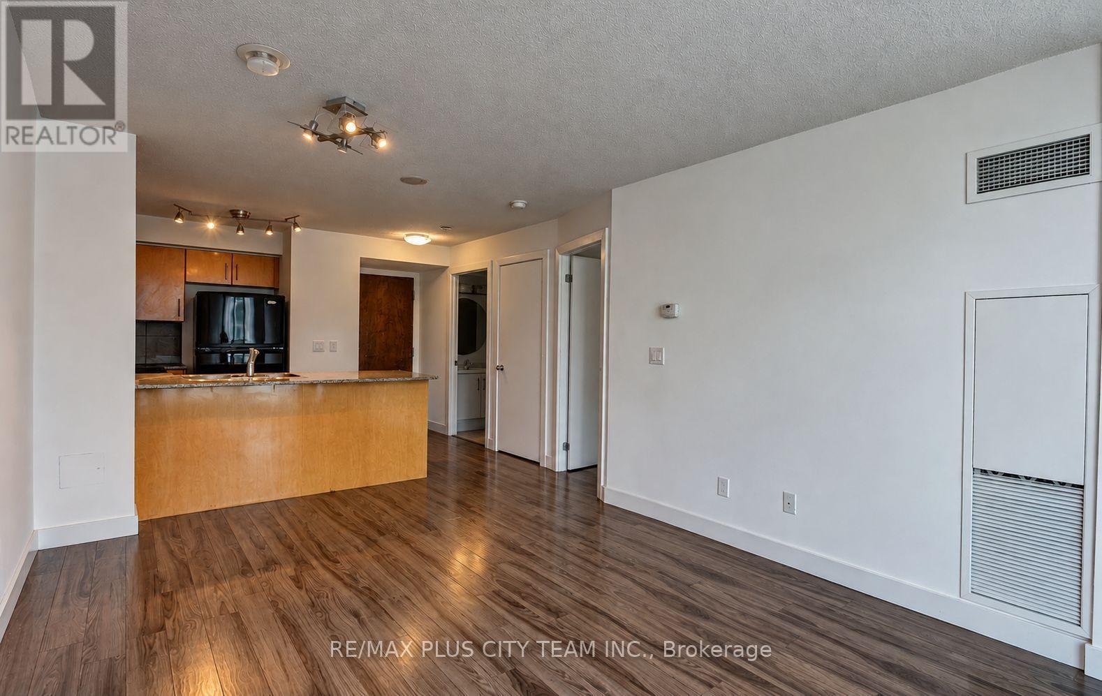 1004 - 16 YONGE STREET, Toronto (Waterfront Communities) — photo 3
